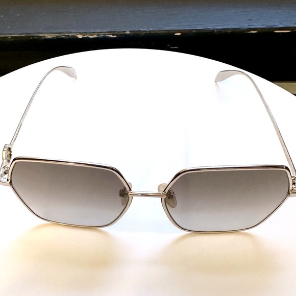 🌺ALEXANDER MCQUEEN🌸 AM0226SK 002 Gold Sunglasses - Picture 8 of 15